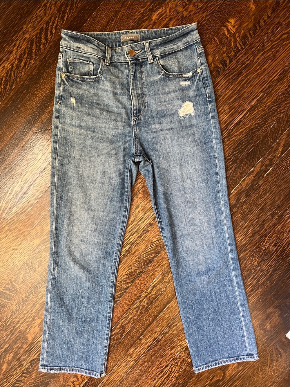 DL1961 Mid-Rise Straight Leg Jeans - Medium Blue